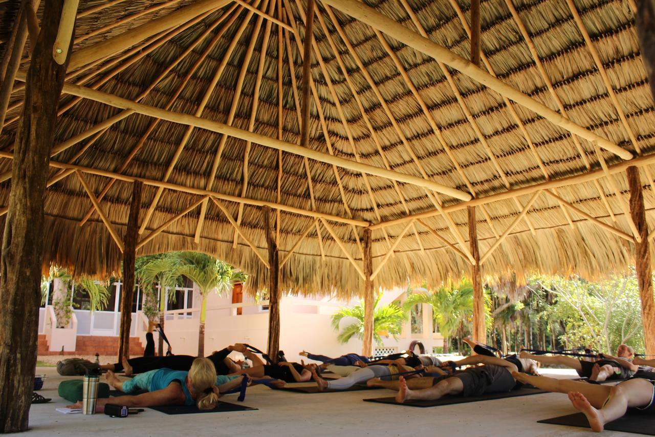 The Crimson Orchid Inn At Orchid Bay San Fernando Ngoại thất bức ảnh